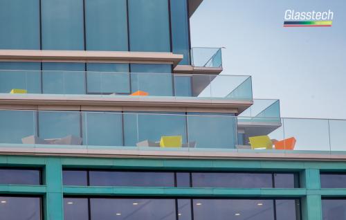 Şüşə məhəccər və perila sistemləri Glasstech istehsalatı