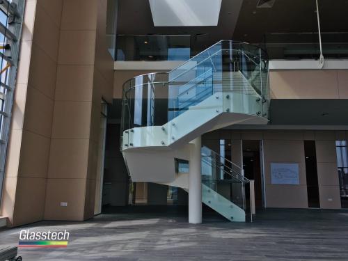 şüşələrin estetik görüntüsü meheccerlerde öz eksini tapır