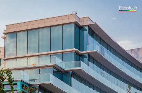 Balkon shusheleri məhəccərlərdə