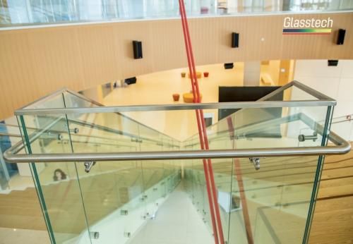 sheffaf shushe meheccer quraşdırması glasstech