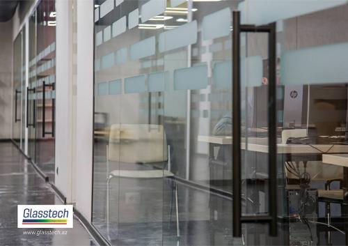 Bakı şüşə arakəsmə işləri Code Academy loft ara bölmə işləri