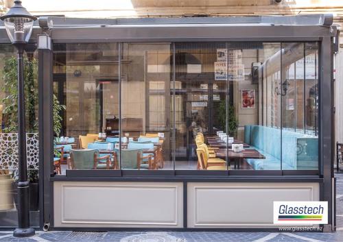 Qış bax&ccedil;ası alt alınlıq matereialı olaraq fiberglass istifadə lundu