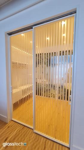 arakəsmə sürgülü şüşə glasstech smartglass