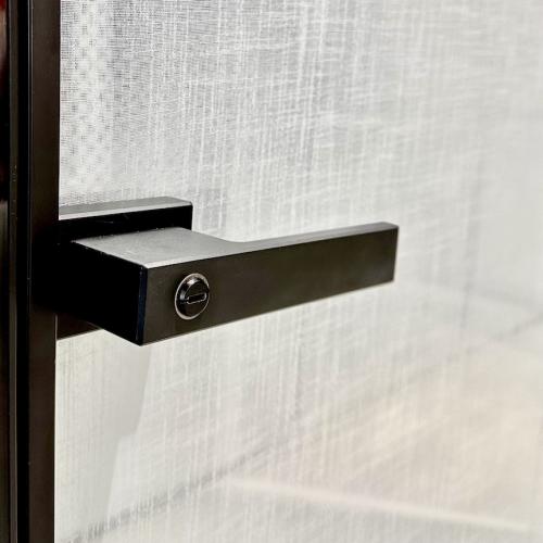 ремонт двери