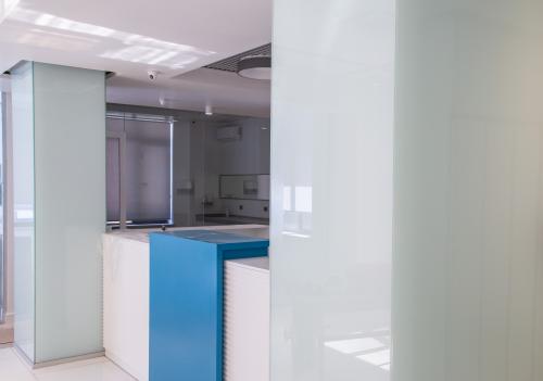 süd bəyaz şüşə