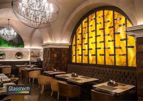 cafecity şüşə pano oniks honey onyx glasstech istehsalı