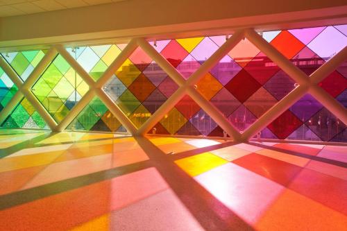 bakı rengli şüşə