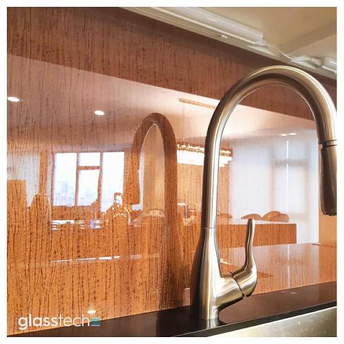 mətbəx şüşə fartuk skinali kimi də bilinən bu element Glasstech in yerli bazara yenilik kimi təqdim etdiyi məhsuldur