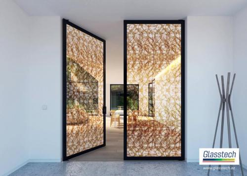 Parça teksturalı şüşədən hazırlanmış gozel arakesme