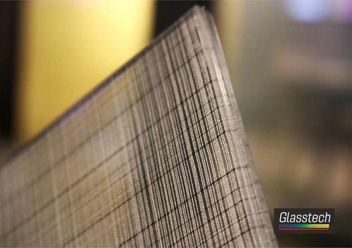 Soft stilində olan şüşəiçi parça